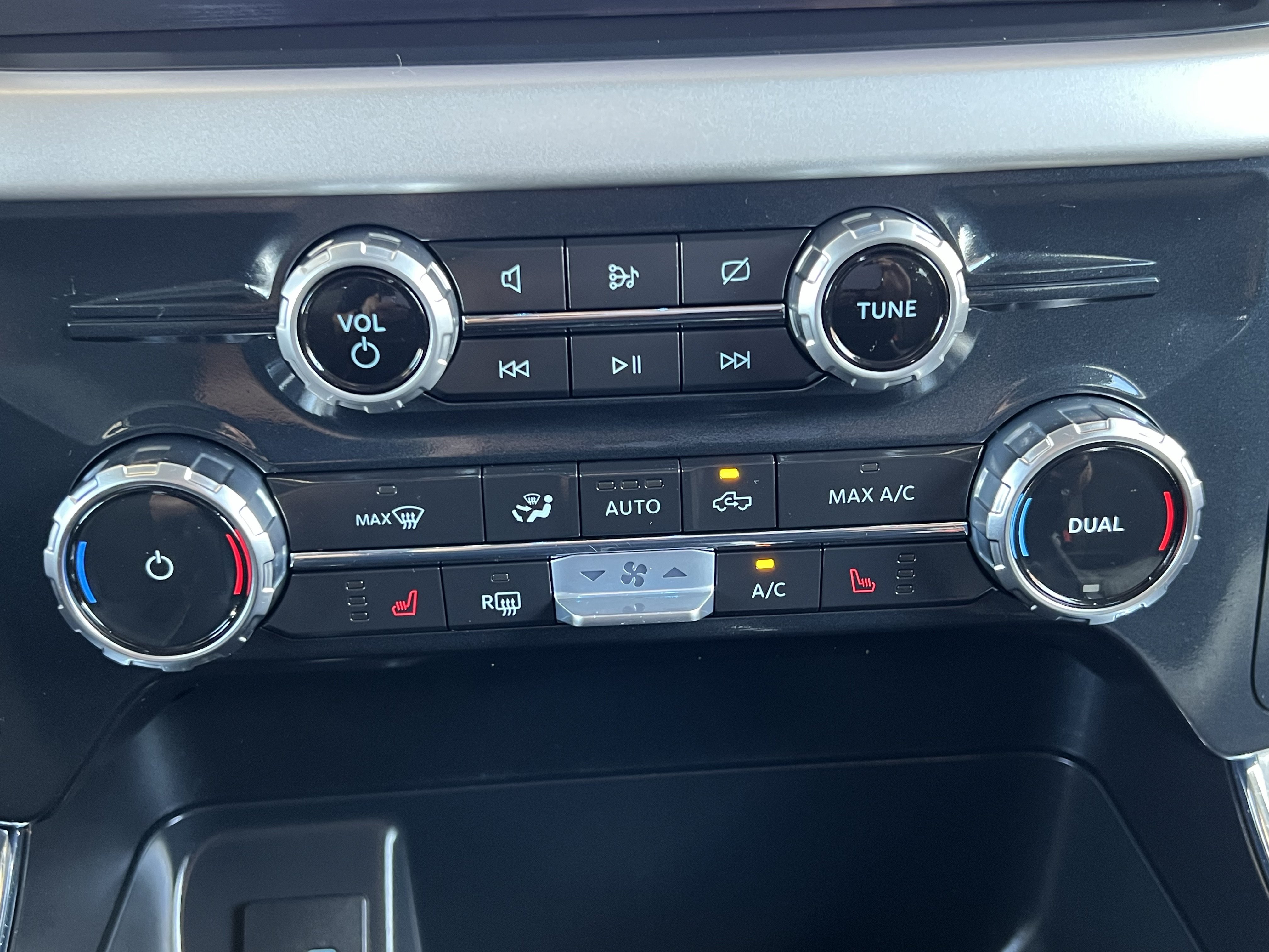 Used 2022 Ford F150 XLT w/ Equipment Group 302A High AWD/4WD image 34