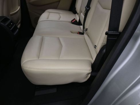 Used 2019 Cadillac XT5 FWD image 30