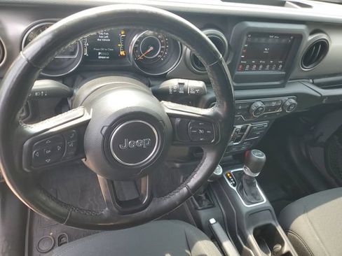 Used 2021 Jeep Wrangler Unlimited Sport AWD/4WD image 18