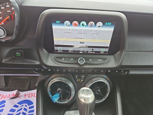 Used 2016 Chevrolet Camaro SS RWD image 17
