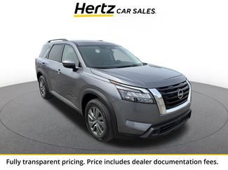 Used 2025 Nissan Pathfinder SV FWD video 1