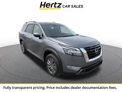 Used 2025 Nissan Pathfinder SV