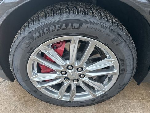 Used 2023 Cadillac XT5 Sportv image 31