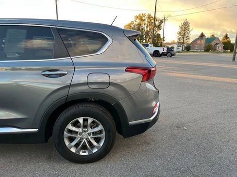 Used 2019 Hyundai Santa Fe SE FWD image 6