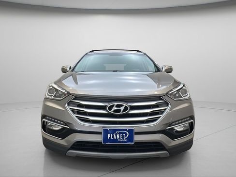 Used 2018 Hyundai Santa Fe Sport 2.0T FWD image 5