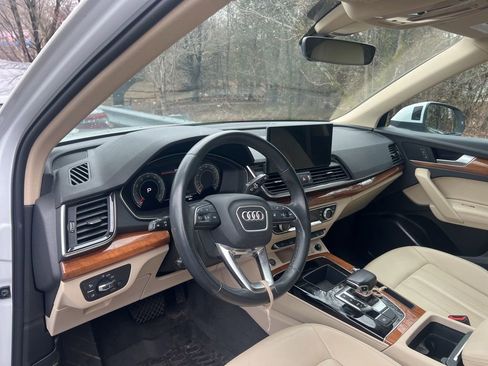 Used 2022 Audi Q5 2.0T Premium Plus w/ Premium Plus Package image 5