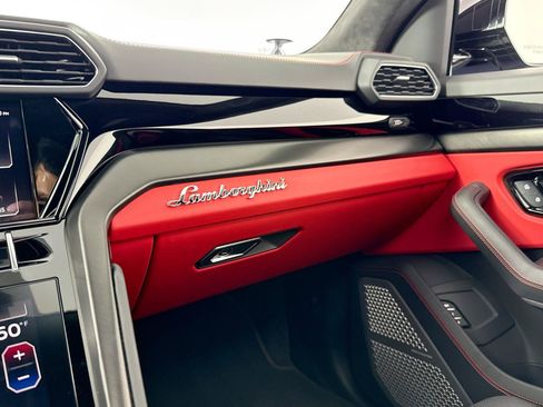 Used 2024 Lamborghini Urus S AWD/4WD image 46