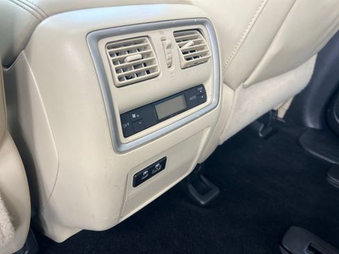 Used 2020 INFINITI QX60 Luxe w/ Essential Package FWD image 37