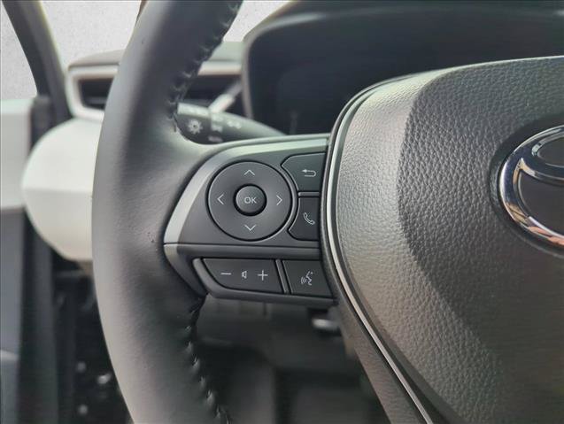 Certified 2026 Toyota Corolla SE FWD image 17