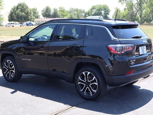 Used 2022 Jeep Compass Limited image 8