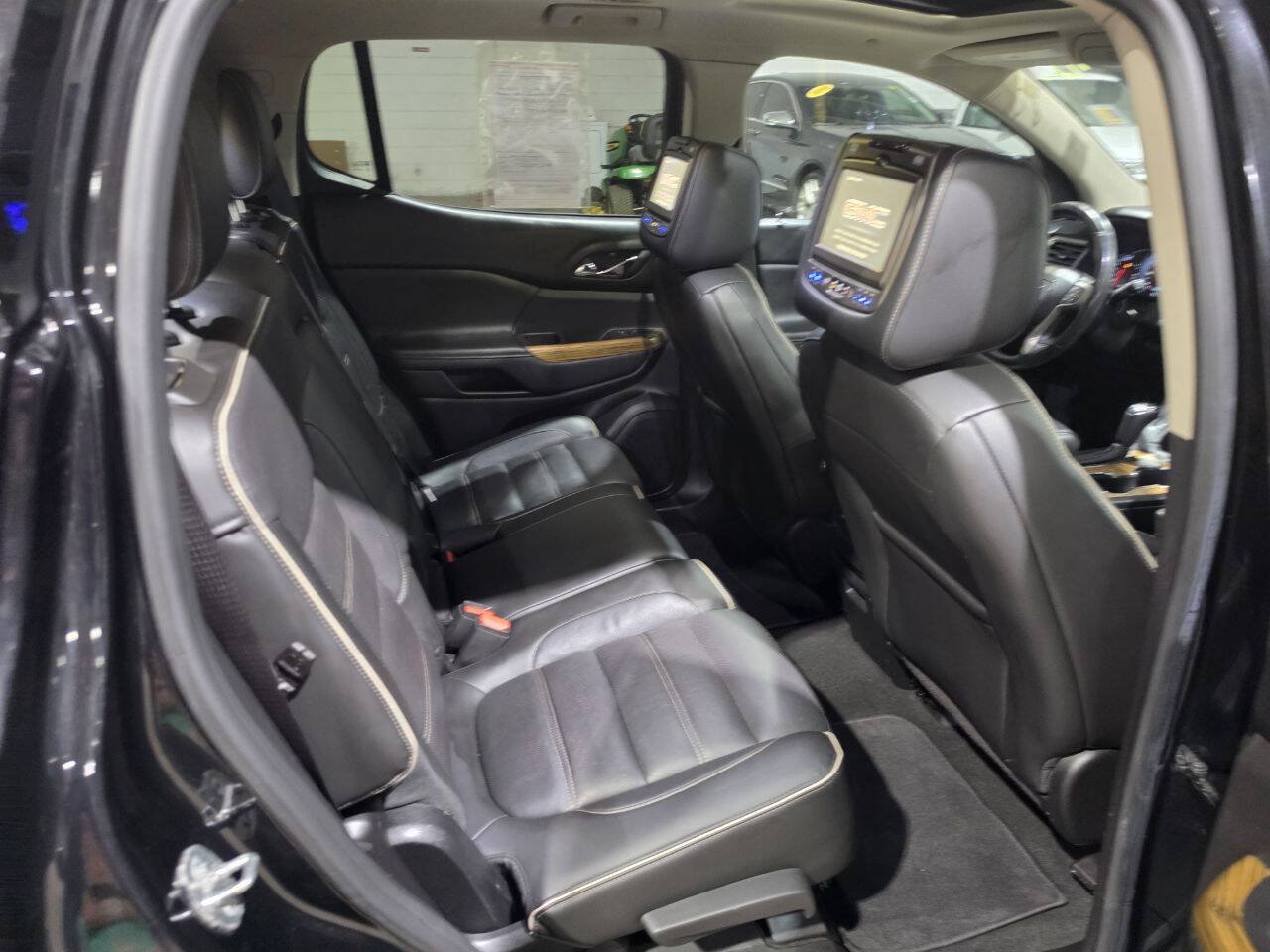 Used 2017 GMC Acadia Denali w/ LPO, Protection Package AWD/4WD image 34