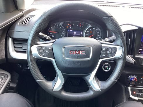 Used 2024 GMC Terrain SLE w/ Driver Convenience Package FWD image 45