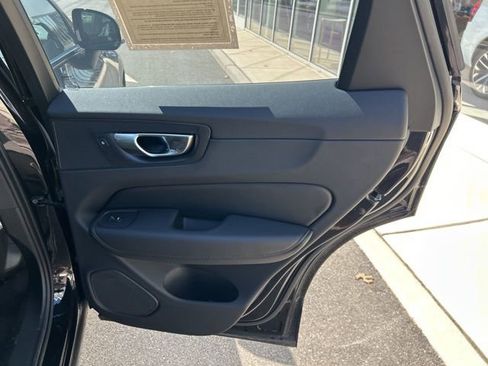 Certified 2025 Volvo XC60 B5 Plus image 12