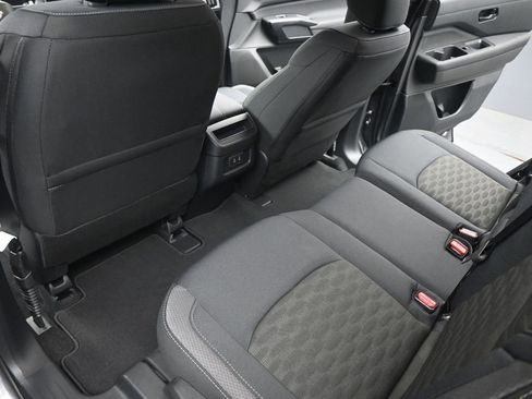 New 2026 Nissan Pathfinder SV image 16