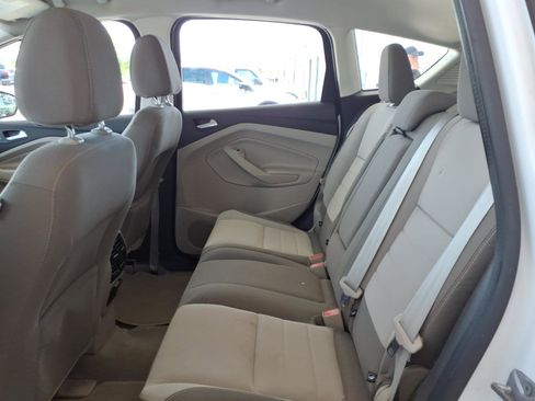 Used 2013 Ford C-MAX SE FWD image 16