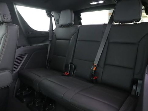 Used 2024 Chevrolet Tahoe High Country AWD/4WD image 32