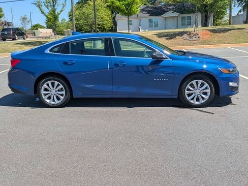 Used 2023 Chevrolet Malibu LT image 3