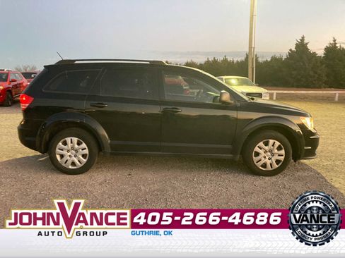 Used 2018 Dodge Journey SE w/ Connectivity Group image 8