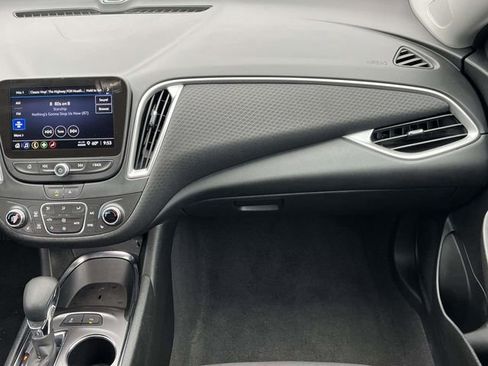 Used 2024 Chevrolet Malibu LT FWD image 18