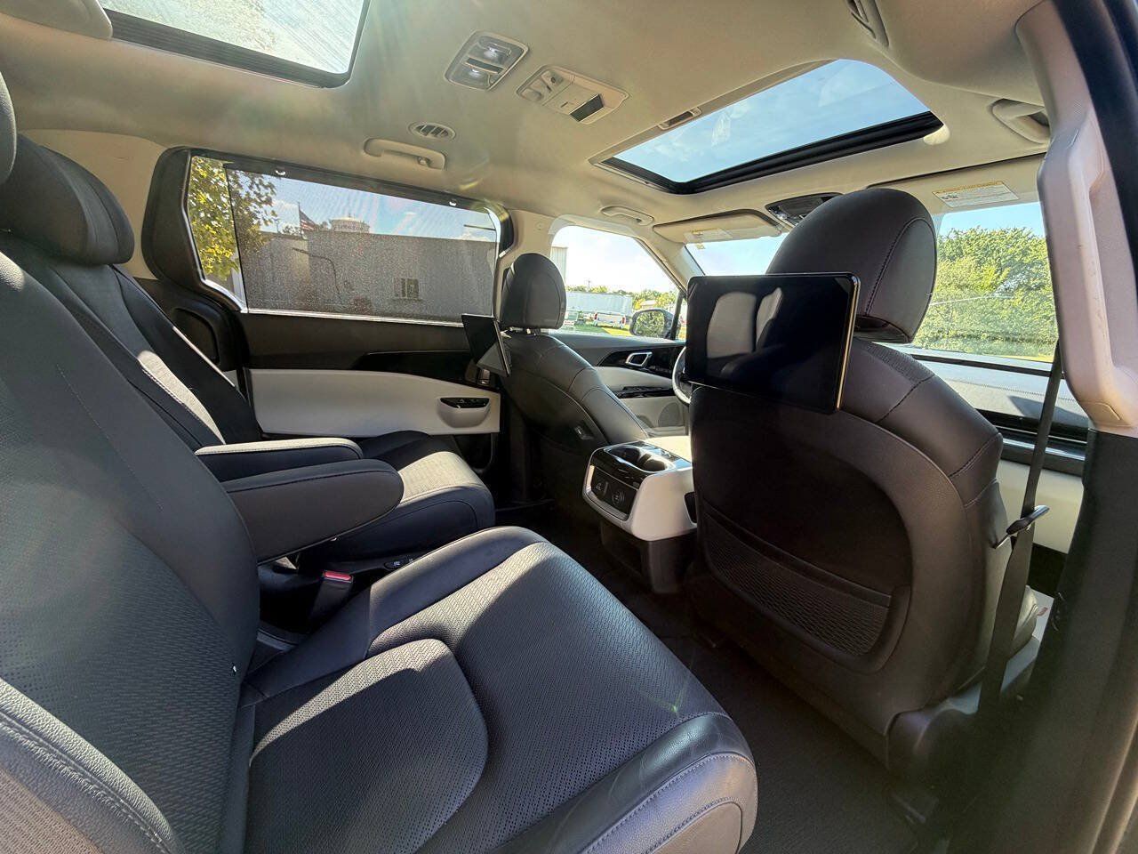 Used 2024 Kia Carnival SX Prestige FWD image 20
