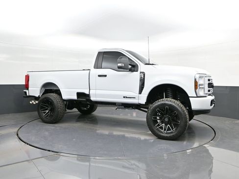 Used 2025 Ford F250 XL w/ XL Off-Road Package image 16