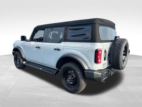 New 2026 Ford Bronco Outer Banks AWD/4WD image 3