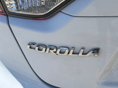 Certified 2025 Toyota Corolla LE image 12