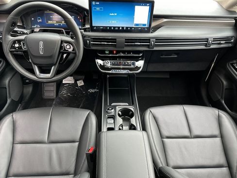 New 2025 Lincoln Corsair Reserve w/ Equipment Group 202A image 12