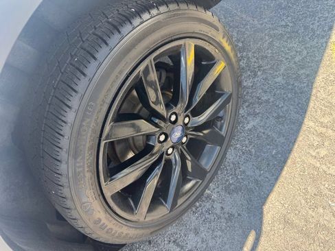 Used 2018 Ford Escape SE w/ SE Sport Appearance Package AWD/4WD image 10
