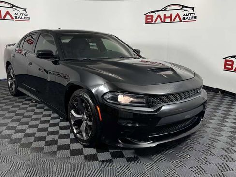 Used 2019 Dodge Charger GT RWD image 9
