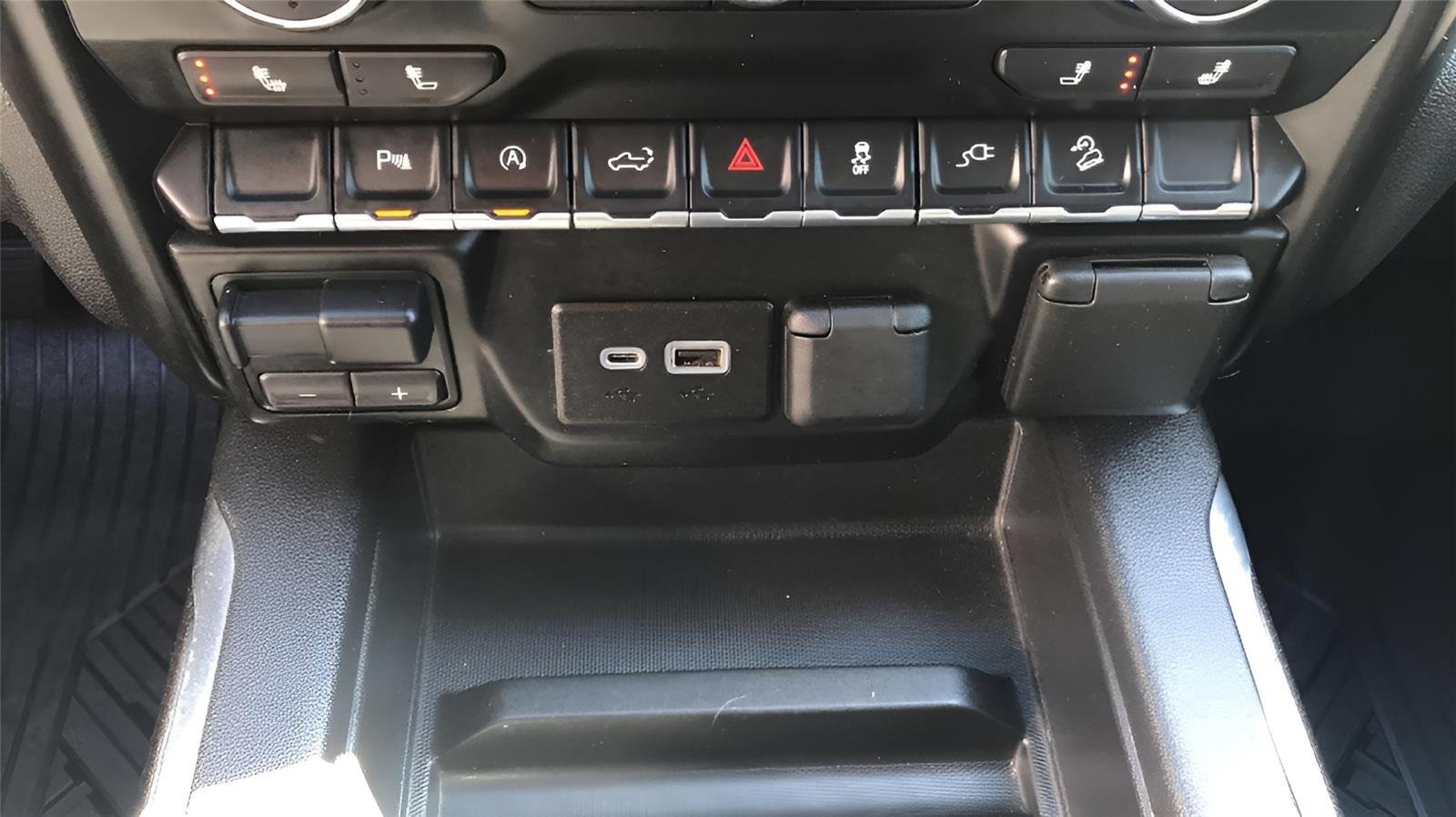 Used 2020 Chevrolet Silverado 1500 RST AWD/4WD image 63