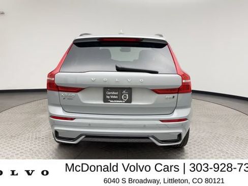 Certified 2025 Volvo XC60 B5 Plus AWD/4WD image 3