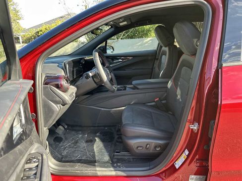 New 2026 Chevrolet Blazer EV RS image 2