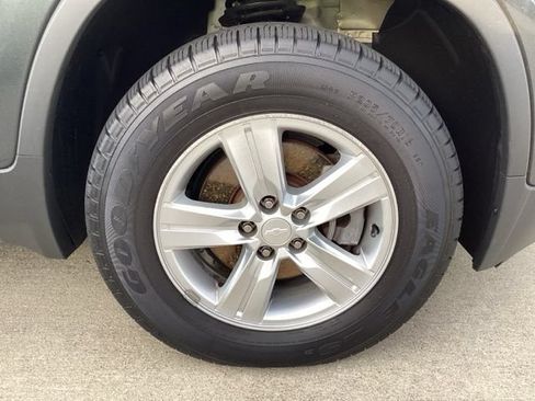 Used 2020 Chevrolet Trax LS w/ Tint and Cruise Package AWD/4WD image 8