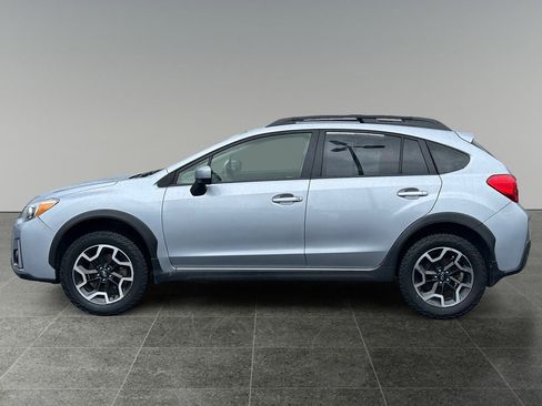 Used 2016 Subaru Crosstrek 2.0i Premium image 4