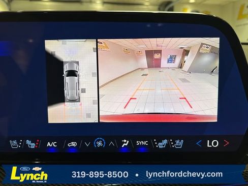 Used 2026 Chevrolet Traverse High Country w/ LPO, Floor Liner Package AWD/4WD image 4