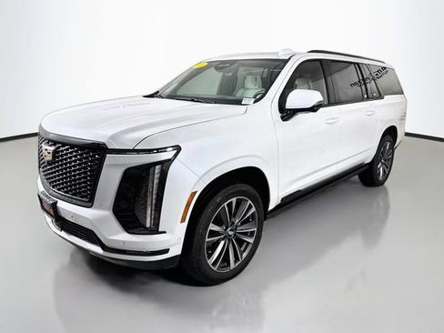 Used 2026 Cadillac Escalade ESV Platinum Sport w/ LPO, Floor Liner Package AWD/4WD image 3
