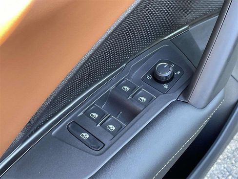 New 2026 Volkswagen Tiguan SEL R-Line image 23