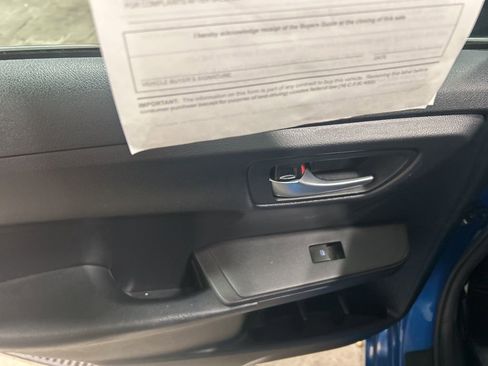 Used 2017 Toyota Camry SE image 17