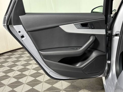 Used 2018 Audi A4 2.0T Premium w/ Convenience Package image 29