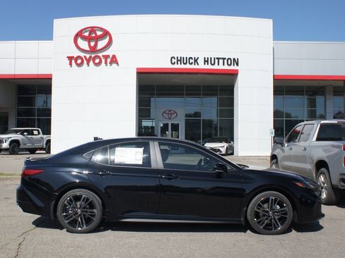 Used 2026 Toyota Camry XSE FWD image 11