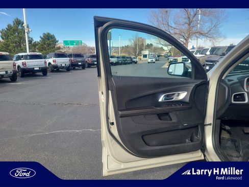 Used 2015 Chevrolet Equinox LTZ image 13