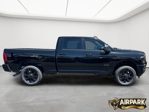 New 2025 RAM 2500 Laramie w/ Night Edition AWD/4WD image 3