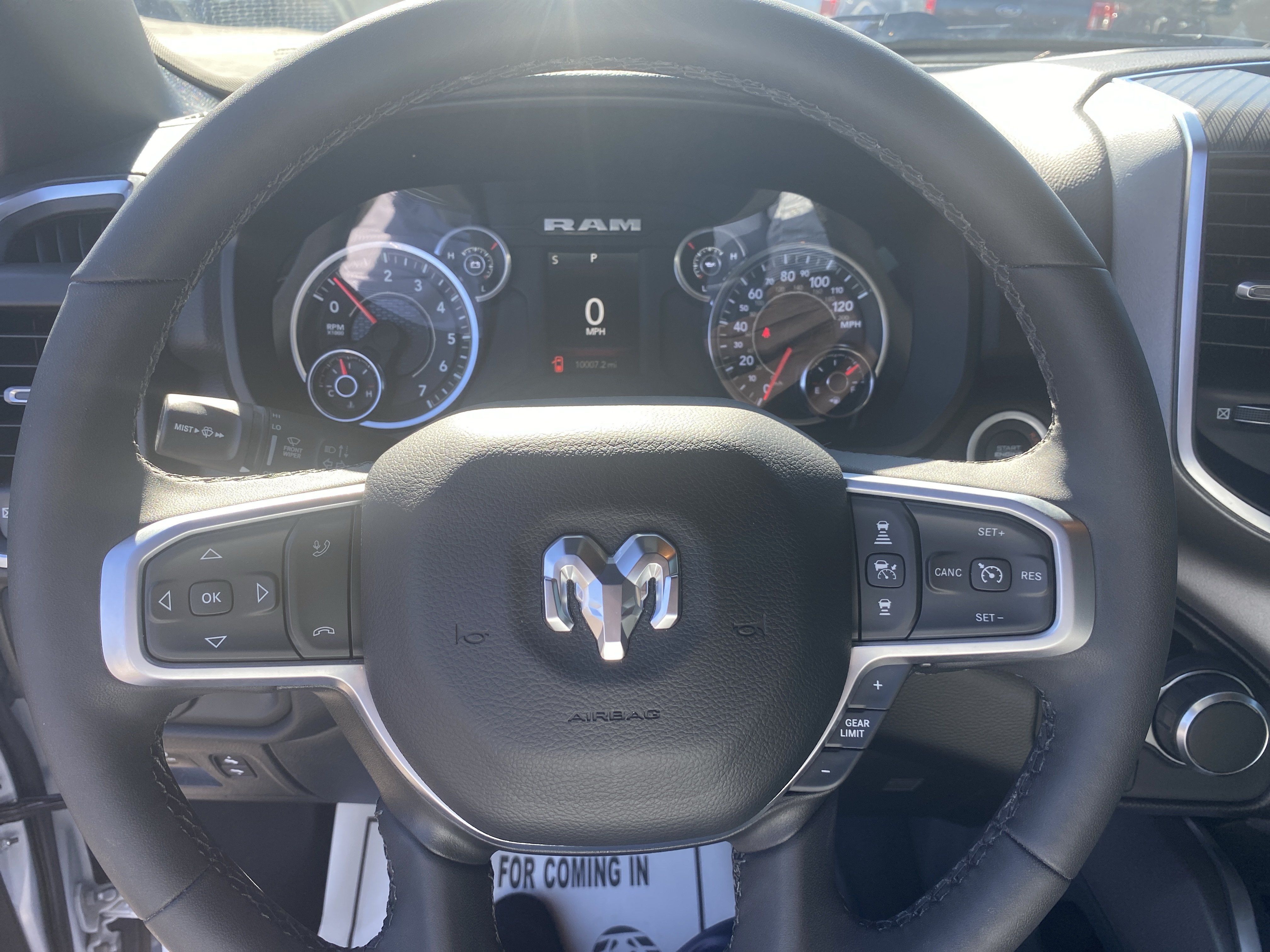 Used 2025 RAM 1500 Big Horn AWD/4WD image 4