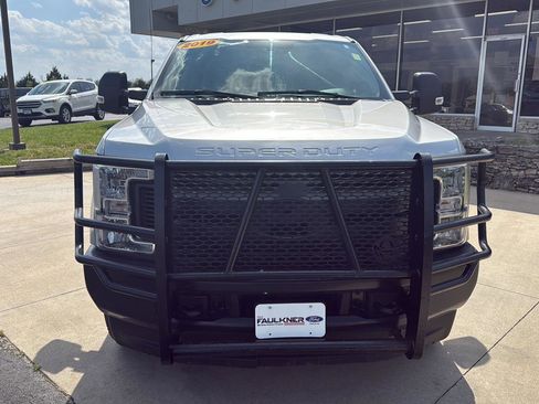 Used 2019 Ford F250 XL w/ Power Equipment Group AWD/4WD image 2