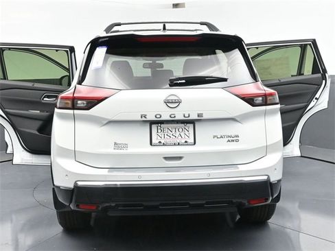 New 2025 Nissan Rogue Platinum w/ Platinum Premium Package image 48