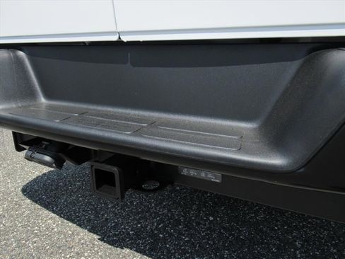 New 2026 GMC Savana 2500 w/ Enhanced Convenience Package RWD image 7