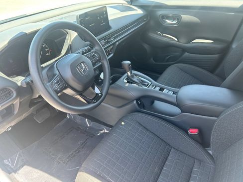 Certified 2026 Honda HR-V LX image 19