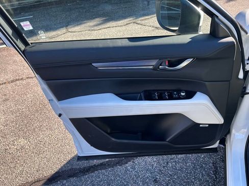 New 2025 MAZDA CX-5 AWD 2.5 S w/ Premium Plus Pkg image 13
