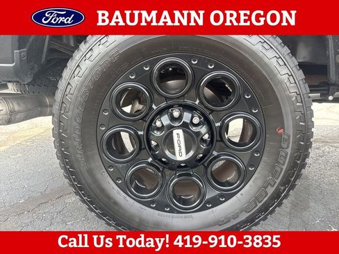 Used 2024 Ford F250 Lariat w/ Lariat Ultimate Package AWD/4WD image 9
